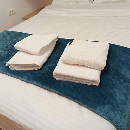 Stylish, Modern 2 Rooms Flat With Panoramic View, Near Presidential Palace Bucharest Luaran gambar